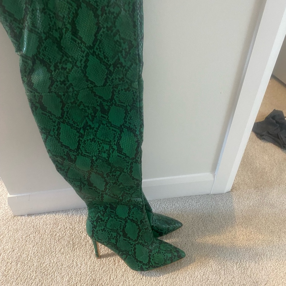 Thigh high green snakeskin boots size 9